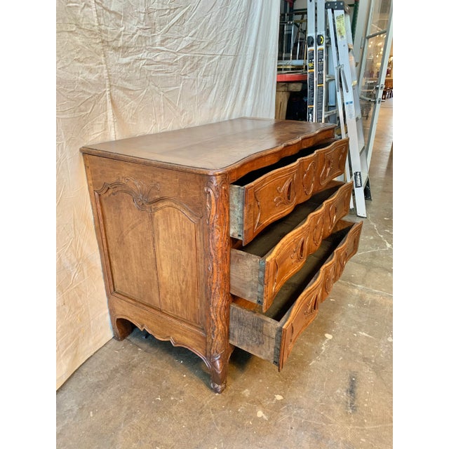 18th Century French Walnut Chest of Drawers Commode For Sale - Image 10 of 13