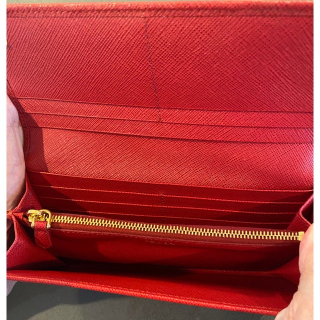 Late 20th Century Late 20th Century Prada Flap Front Saffiano Leather Wallet For Sale - Image 5 of 6