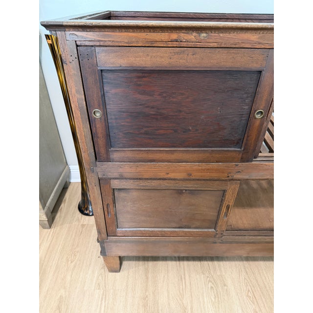 Early 20th Century Antique Oak & Glass Mercantile Display Cabinet / Cigar Showcase For Sale - Image 4 of 12
