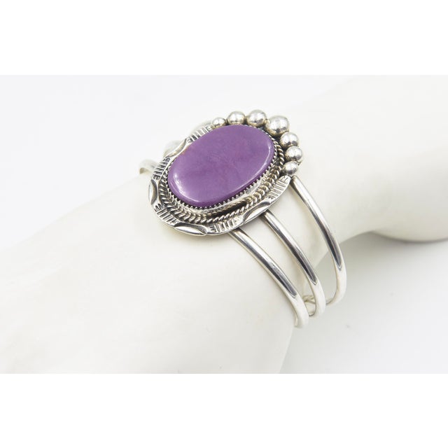 Late 20th Century Kay Johnson Southwest Sugilite Sterling Silver Cuff Bracelet For Sale - Image 12 of 12