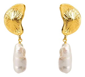 Sea Shell Design Pearl Dangle Earrings, A Pair