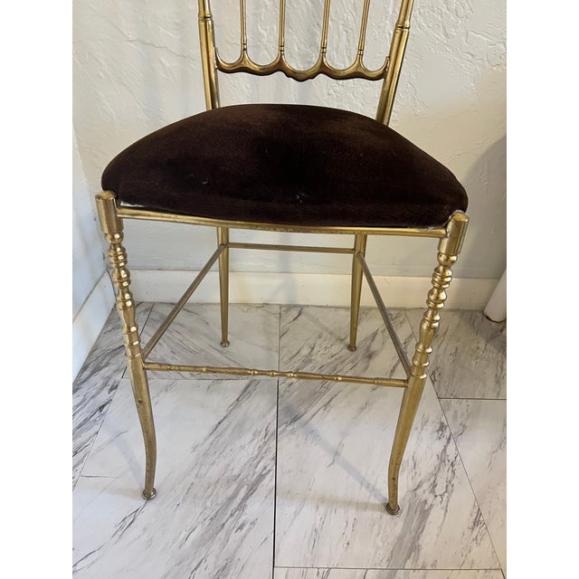 Pair of Vintage Italian Brass Chiavari High-Back Opera Chairs, 1960s — Palm Beach Estate For Sale - Image 10 of 12
