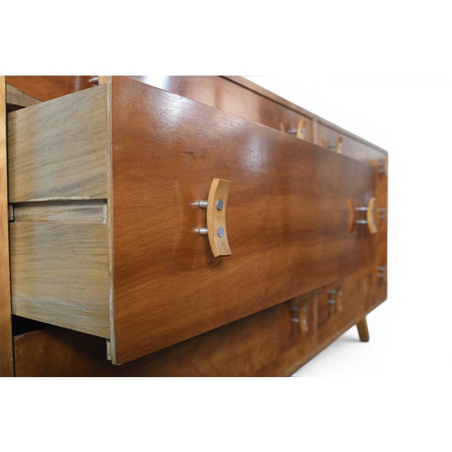 Brown Mid 20th Century Attributed to Stanley Young Six Drawer Dresser in Walnut For Sale - Image 8 of 8