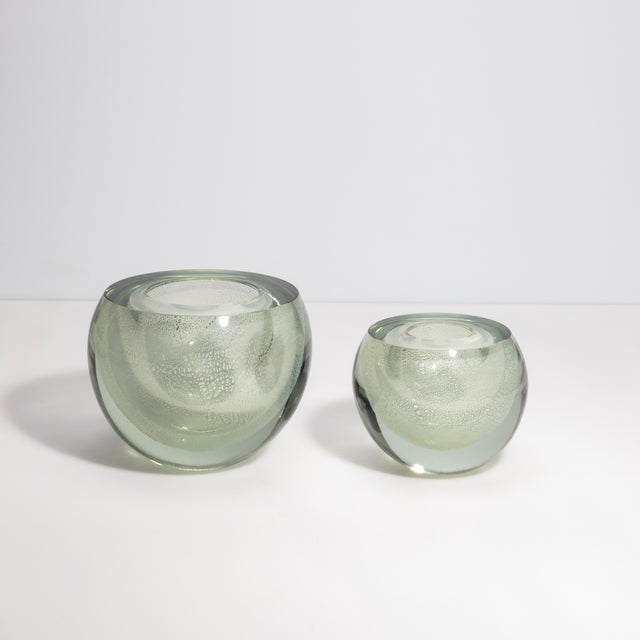 Murano Sphere Vase in Clear With Silver Flecks Large For Sale In Los Angeles - Image 6 of 9