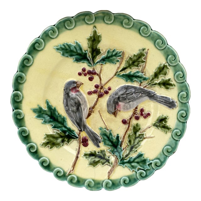 French Majolica Bird & Holly Plate Sarreguemines, Circa 1880 For Sale