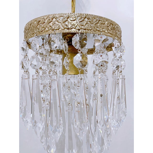1950s Italian Brass Upside Down Layered Cake Chandelier For Sale In New York - Image 6 of 10