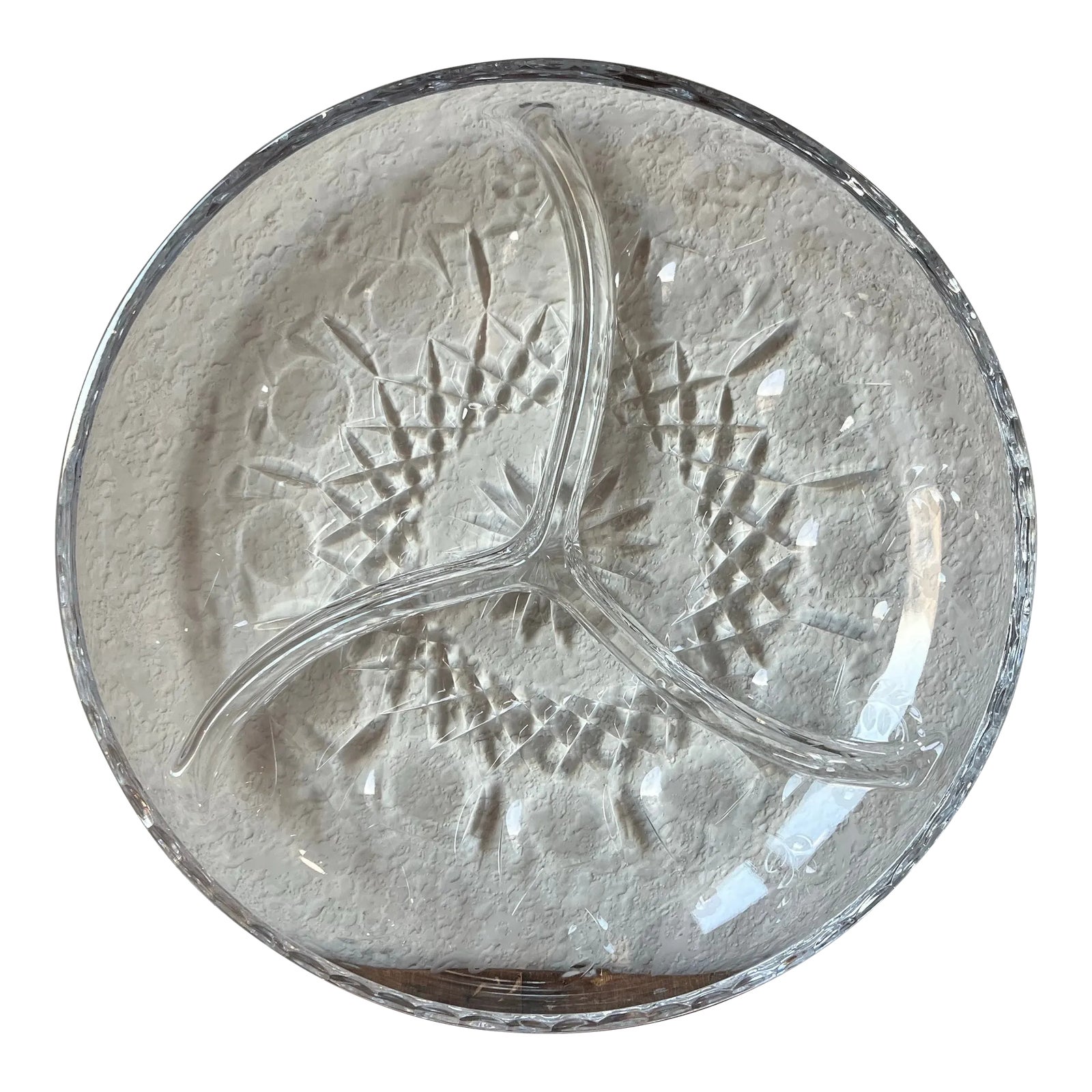 Late 20th Century Rogaska Gallic Pattern 3-Part Divided Round Relish ...