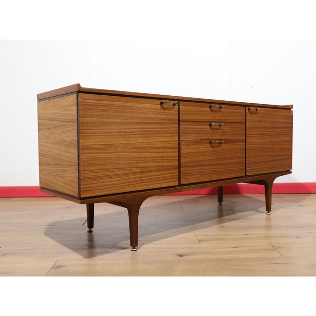 Meredew Mid Century Modern Vintage Teak Sideboard Credenza by Meredew For Sale - Image 4 of 14