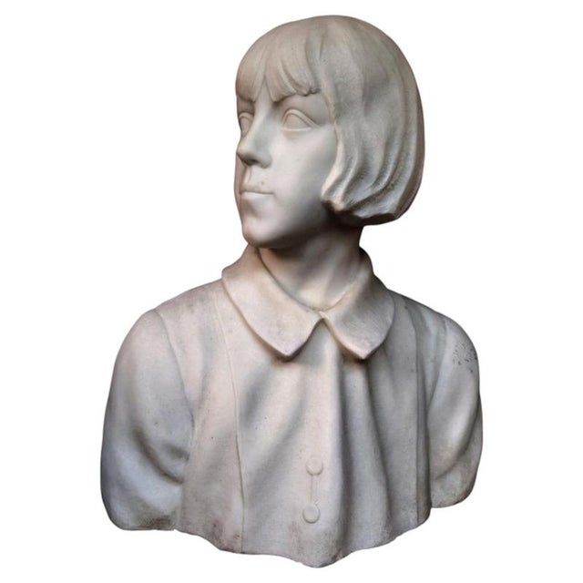 Antique Early 20th Century Bust of a Young Girl in White Carrara Marble For Sale - Image 6 of 6