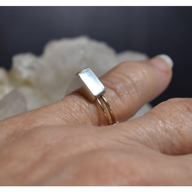 Vintage Artisan Hand Crafted Sterling Silver 14k Gold Modern Ring Sz 5.75 For Sale - Image 9 of 17