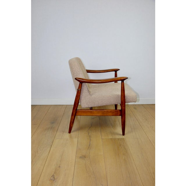 Beige Vintage GFM 300-202 Lounge Chair in Beige Bouclé by J. Kedziorek, 1970s For Sale - Image 8 of 11