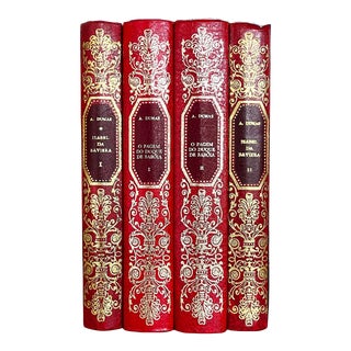 Red Leather Bound Classic Books With Gold Embossed Detailing, Alexandre Dumas’ Os Grandes Romances Historicos, Written in Portuguese, Set of 4 For Sale