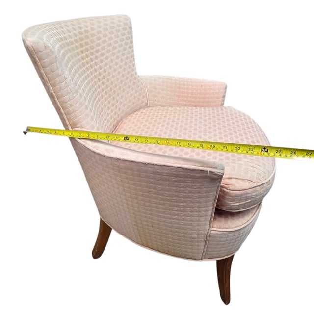 1950s Mid-Century Barrel Back Club Chair For Sale In New York - Image 6 of 8