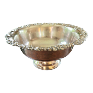 Vintage Gorham Newport Silverplate Punch Bowl, 18” Diameter Footed Centerpiece With Grape & Shell Rim