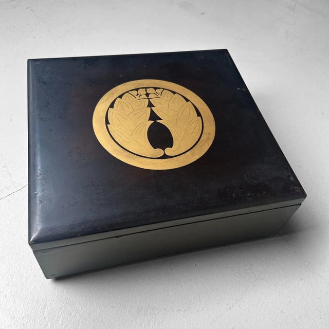 Japanese Lacquer Box with Kamon, 1950s For Sale - Image 11 of 11