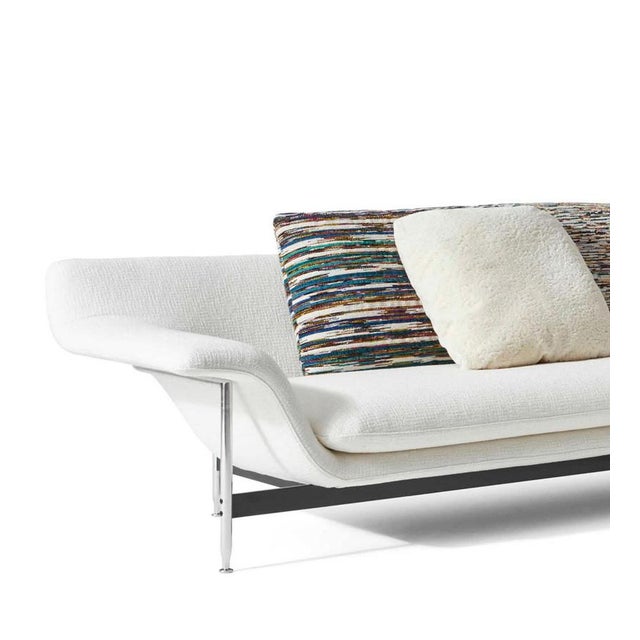 Antonio Citterio Mid-Century Modern Esosoft Benches in Metal from Antonio Citterio, Italy For Sale - Image 4 of 18