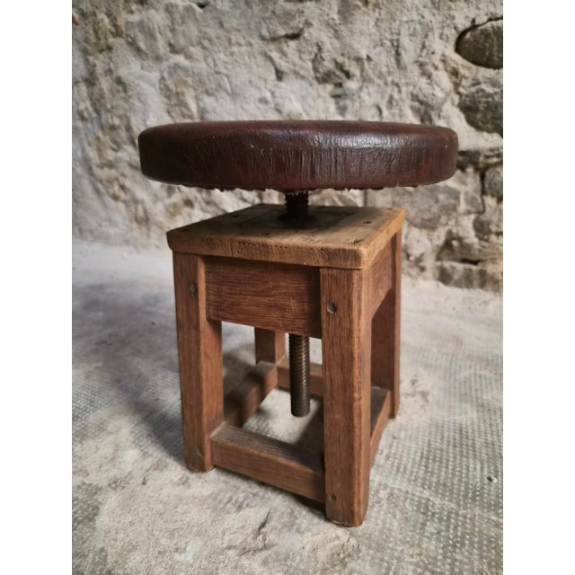 1930s Antique Industrial French Adjustable Oak Workshop Stool, 1930s For Sale - Image 5 of 18