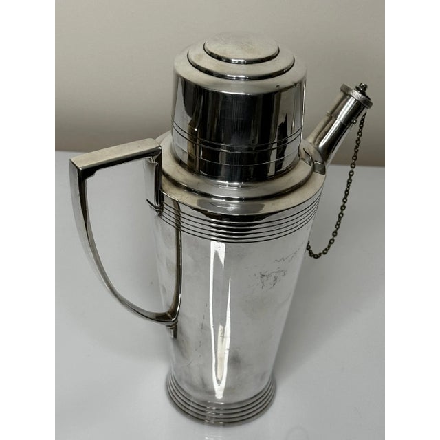 Metal 1930s English Silver Plate Mappin & Webb Art Deco Cocktail Shaker Designed by Keith Murray For Sale - Image 7 of 11