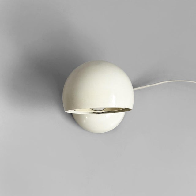 Italian Modern White Eclisse Table Lamp by Vico Magistretti for Artemide, 1970s For Sale - Image 6 of 13