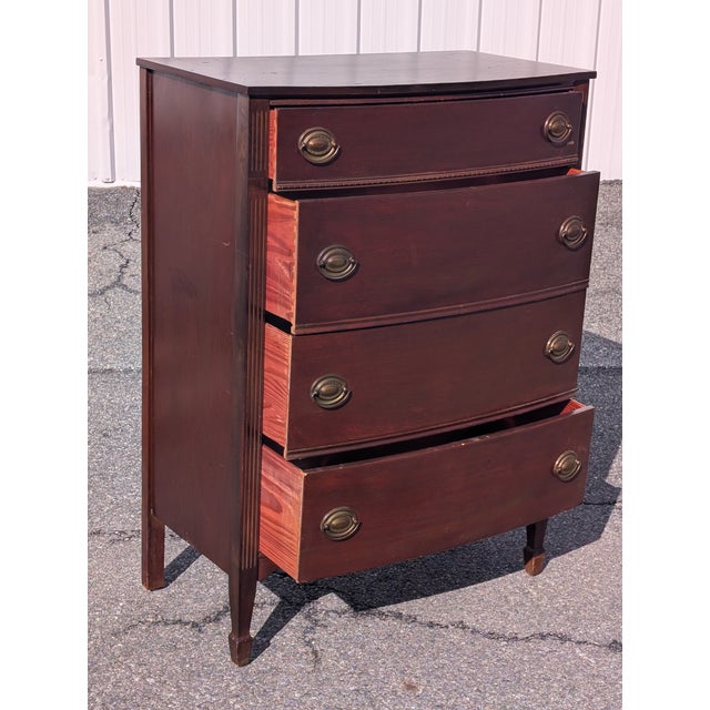 Wood Vintage Mid 20th Century Federal Hepplewhite Style Mahogany Four Drawer Chest of Drawers For Sale - Image 7 of 10