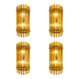 Modern Amber “Triedro” Murano Glass Wall Sconce in Venini Design - Lot of 4 For Sale