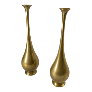 19th Century Pair of Japanese Meiji Bronze Long Neck Vases