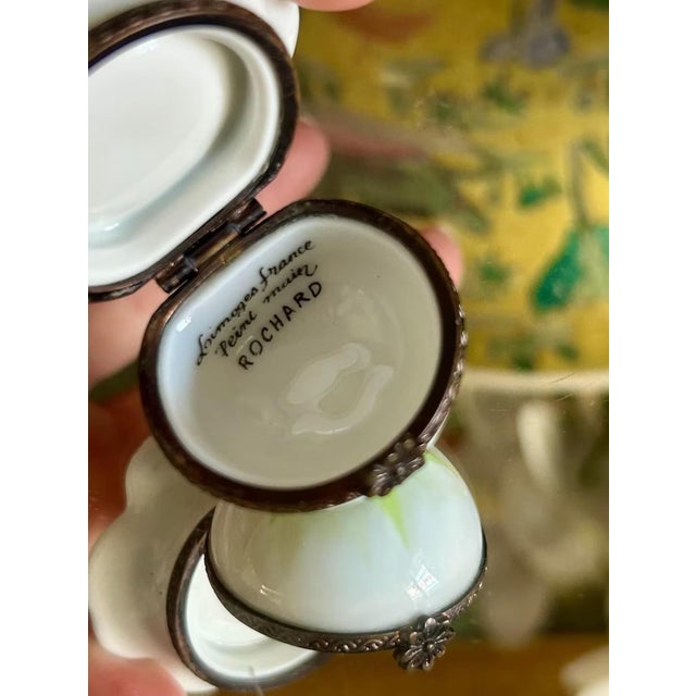 Limoges, France Limoges Porcelain Flower Trinket Box by Rochard For Sale - Image 4 of 4