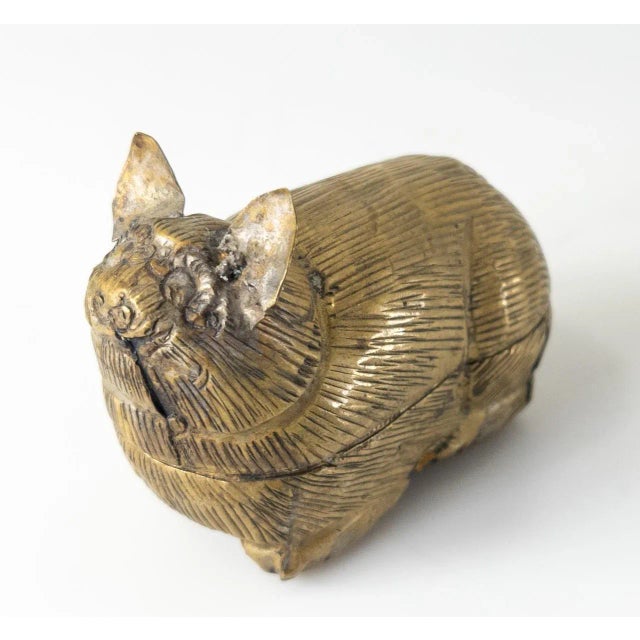 Early 20th Century South East Asian Repousse Brass Betel Leaf Nut Box For Sale - Image 9 of 9