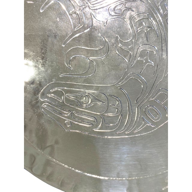 Harold Alfred Signed Silvered Copper Salmon Formline Pedestal Bowl, Canadian Indigenous First Nations Kwakwaka’wakw Native Art For Sale - Image 4 of 11