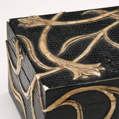 Black Indian Jewelry Casket in Carved Stone For Sale - Image 8 of 10