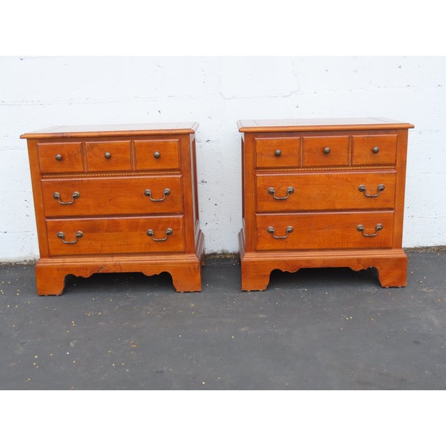 Solid Wood Nightstands End Side Bedside Tables a Pair 6588 For Sale - Image 15 of 18