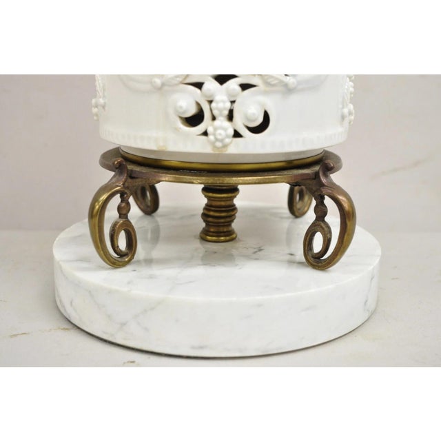 Mid 20th Century Chinoiserie Tall Blanc De Chine White Porcelain Fretwork Pillar Table Lamp For Sale In Philadelphia - Image 6 of 12