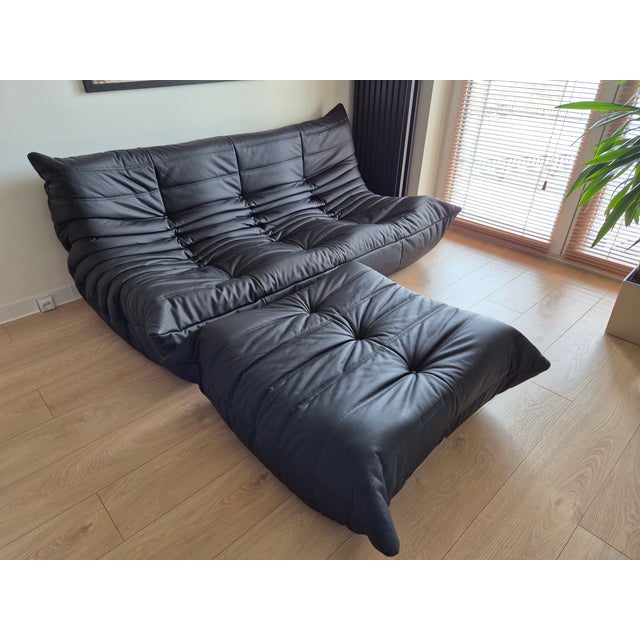 Black Togo Sofa with Pouf in Black Leather by Michel Ducaroy for Ligne Roset, Set of 2 For Sale - Image 8 of 12
