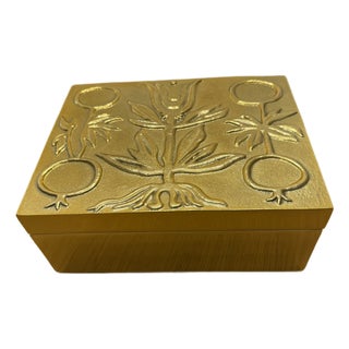Bunny Williams Home Polished Brass-Finished Tulip Box For Sale