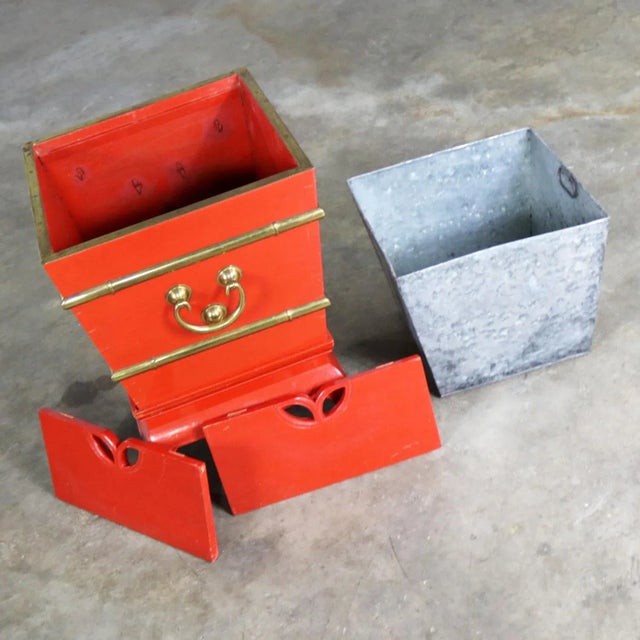 Red Vintage Asian Accent Table Removable Ice Chest Chinese Red Lacquer and Brass on Hoof Foot Base For Sale - Image 8 of 14