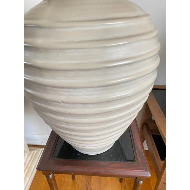 Mid-Century Modern Large Vintage 1980s Swirl Table Lamp For Sale - Image 3 of 8