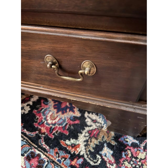 Vintage Henkel Harris Virginia Galleries Four-Drawer Mahogany Bachelor's Chest For Sale - Image 10 of 11