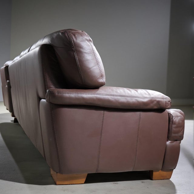 Animal Skin Leather Lounge Set — Studio Edition For Sale - Image 7 of 9