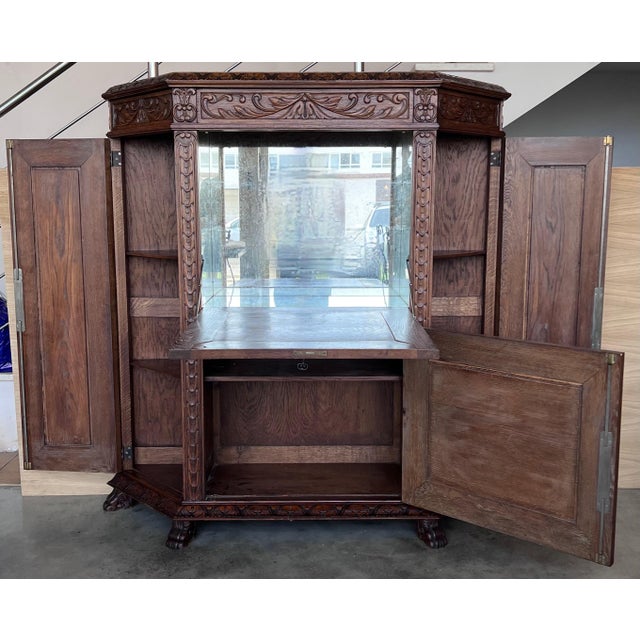Baroque Spanish Baroque Cabinet Bar in Carved Walnut, 1910s For Sale - Image 3 of 18