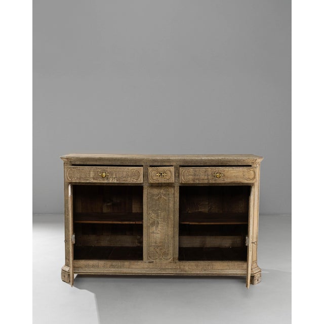 19th Century French Louis XV Oak Buffet For Sale - Image 17 of 18