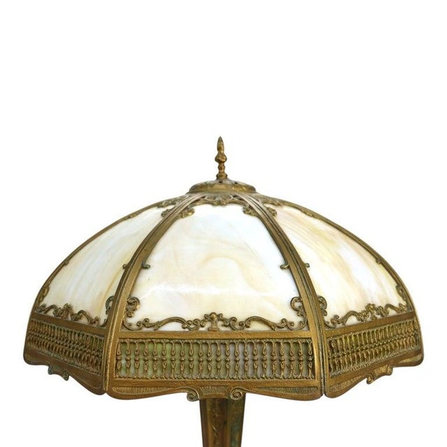 Bradley & Hubbard Style 8-Panel 2-Tone Slag Glass Lamp C1920 For Sale - Image 4 of 11