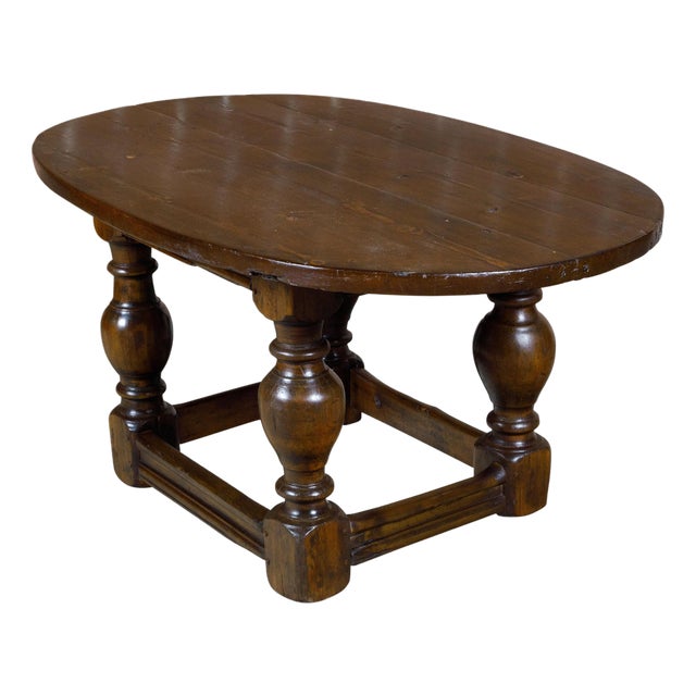 18th Century Georgian English Pine Table with Oval Top and Turned Legs For Sale