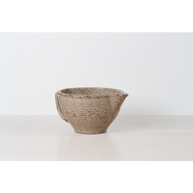 1920s 1920s Monmouth Western Stoneware Batter Bowl Pitcher For Sale - Image 5 of 13