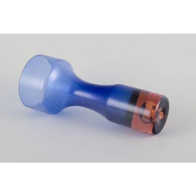 Swedish Art Glass Vase in Blue and Orange by Bo Borgström for Åseda, 1980s For Sale - Image 4 of 5