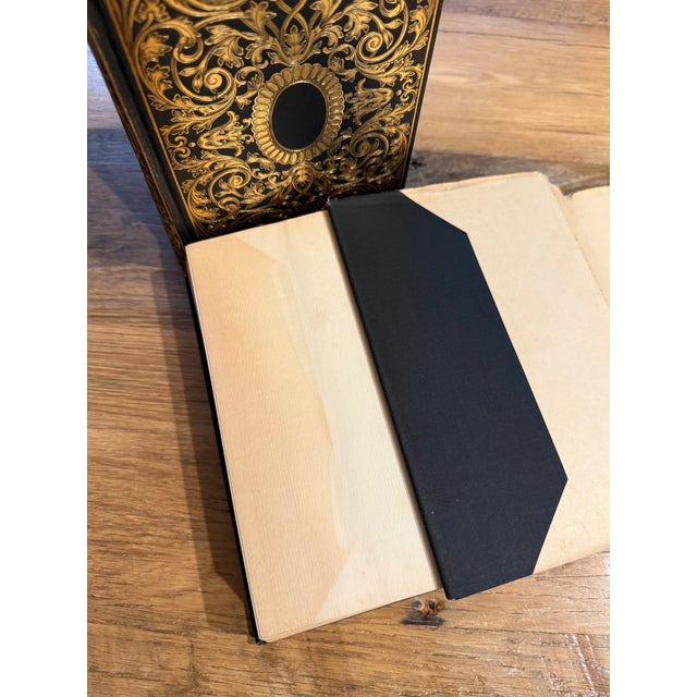 Antique 1890s Lorna Doone 2-Volume Gilt Set With Original Dust Jackets - Pair For Sale - Image 11 of 16