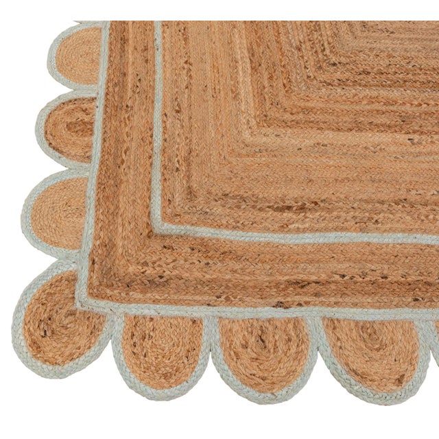 Boho Chic Soft Sea Green Jute Scallop Hand Made Rug - 2.6'x6' For Sale - Image 3 of 9