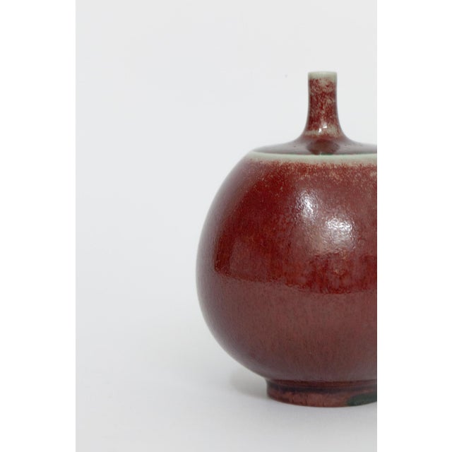 Gustavsberg Oxblood Vase by Berndt Friberg for Gustavsberg, Sweden, 1960s For Sale - Image 4 of 7