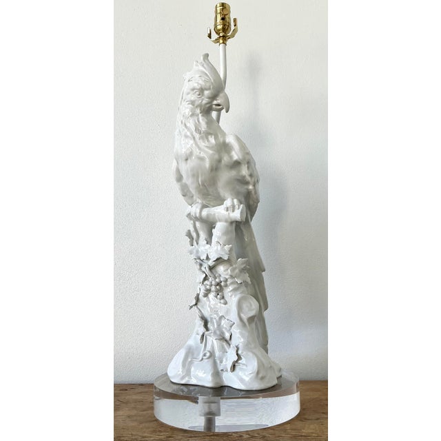 Vintage Regency Glazed Ceramic Ceramic Cockatoo Lamp For Sale In West Palm - Image 6 of 8