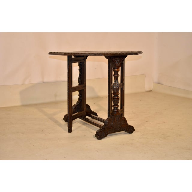 Brown Early 18th Century English Oak Hand-Carved Gate Leg For Sale - Image 8 of 14