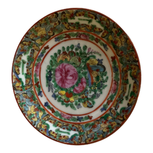 Early 20th Century Small Hand Made and Painted Chinese Rose Famille Plate